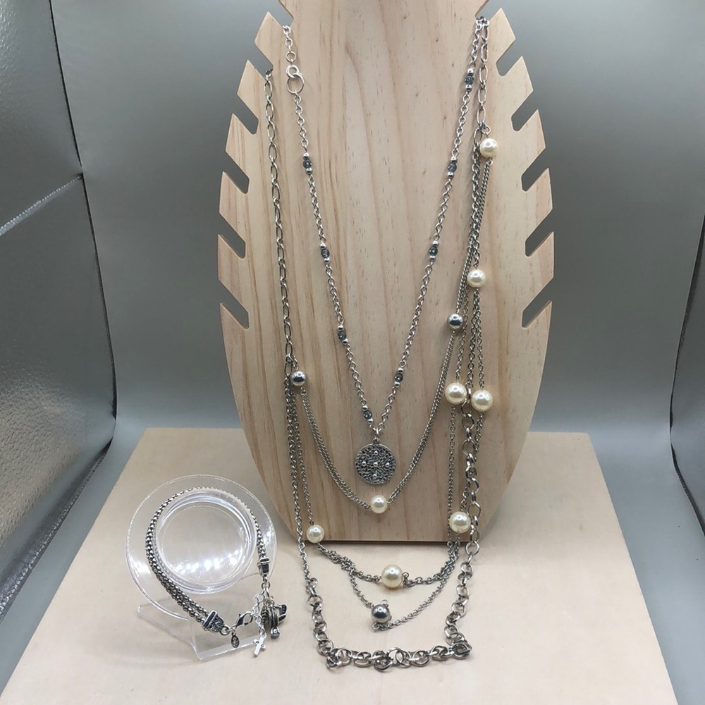Curated bundle Premier Designs Trendy Layered Chain Necklaces + free bracelet